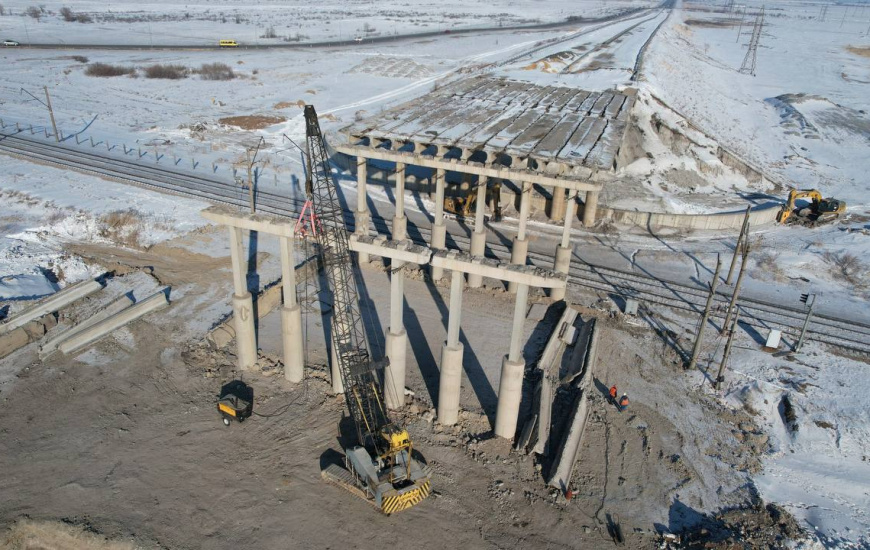 Астананың үлкен айналма жолының солтүстік-батыс бағытында теміржол арқылы өтетін апатты өткелде күрделі жөндеу жұмыстары басталды